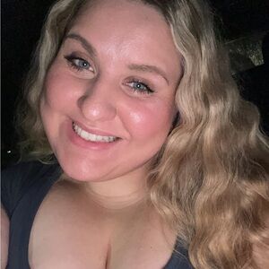 Meet your Posher, Lindsey